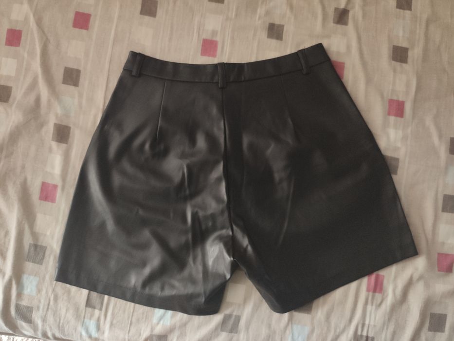Нові кожані шорти it's basic 1825W21