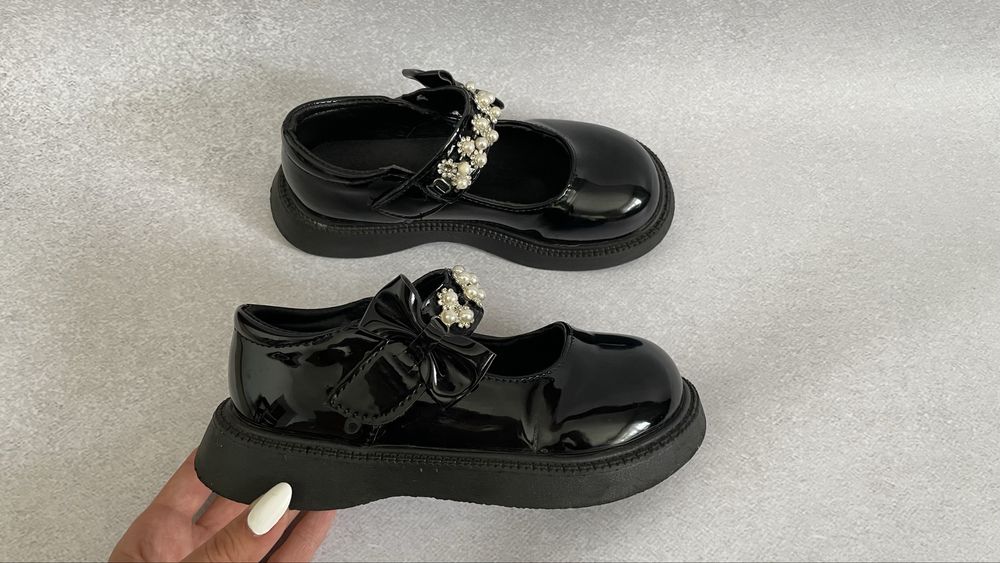 Туфлі для дівчинки розмір 32 устілка 19 см