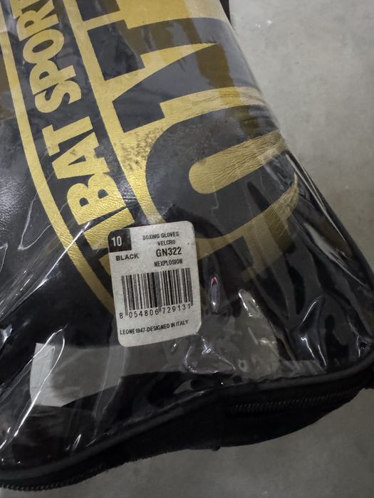 Cabeleiras/ Proteções de kickboxing e luvas