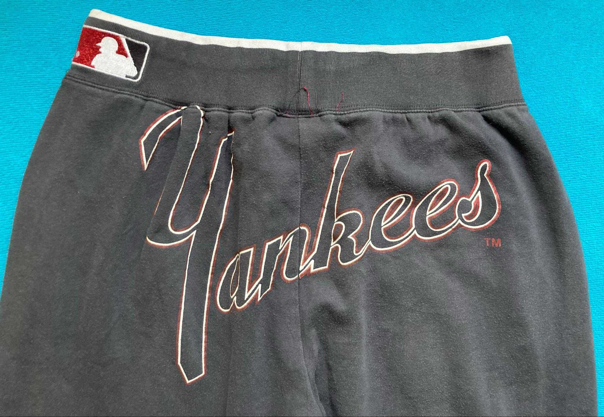 Spodnie New York Yankees MLB Collection roz. XL