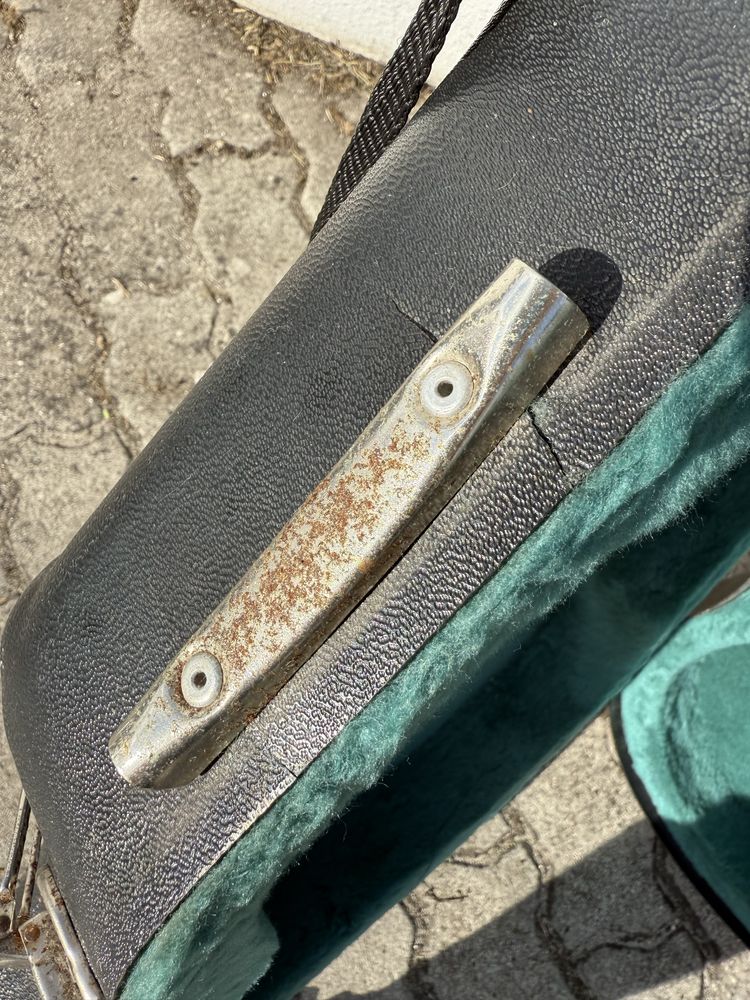 Estojo para guitarra clássica (viola)