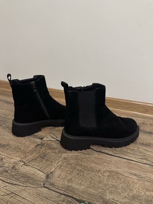 Зимові замшеві чоботи