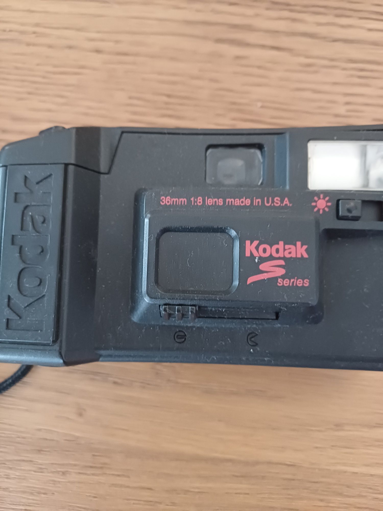 Aparat do zdjęć analogowy vintage Kodak S10 35mm film camera