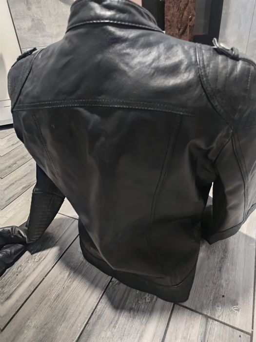 Жіноча шкіряна косуха