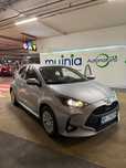 Toyota Yaris bardzo niski przebieg automat (JAK NOWY!)
