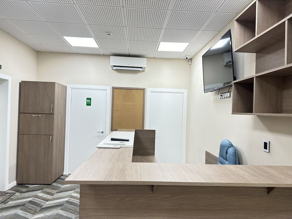 Дмитрівська 75, нежитлове приміщення під будь який вид діяльності