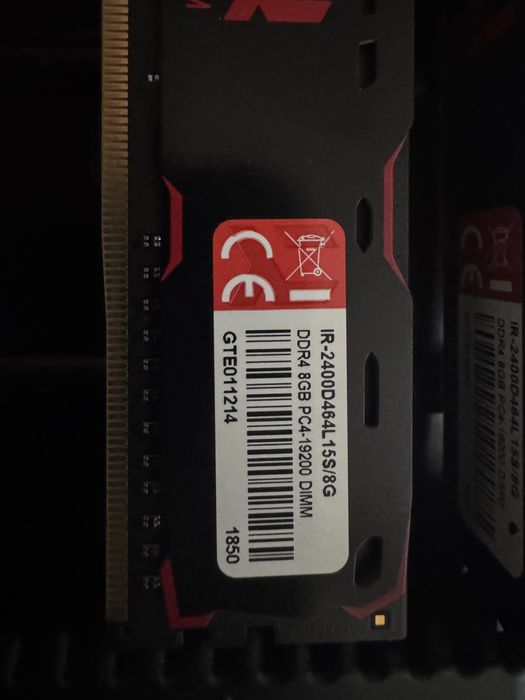 4 x 8gb DDR4 2400mhz Kit 32 gb razem