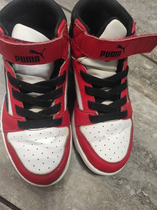 Кросівки. Хайтопи пума