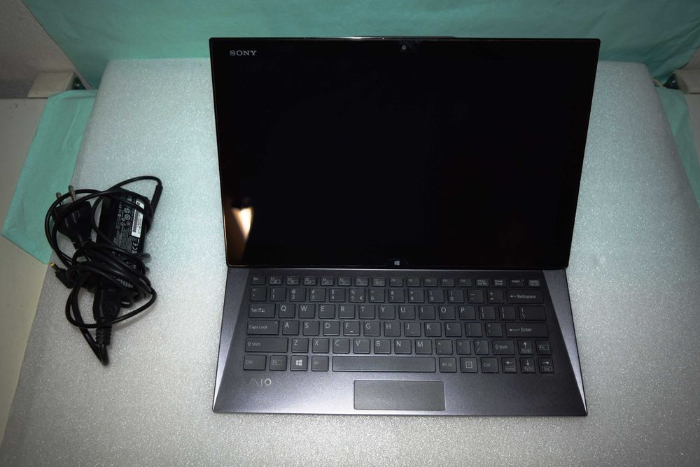 Laptop Tablet Sony Vaio Duo 13 SVD1321C5E 13.3" i5/8GB/256SSD 4G MŁAWA