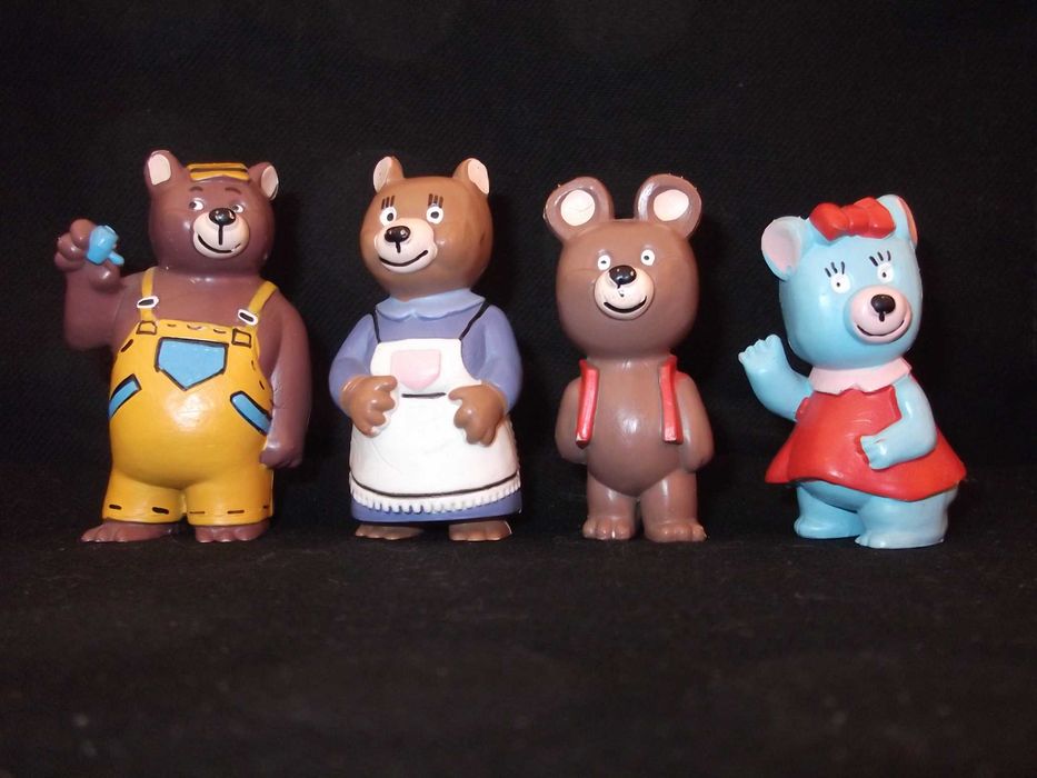 Colecção bonecos Urso Misha Pai e mãe Maia e Borges 1981