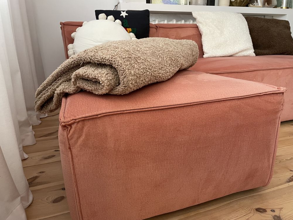 Sofa narożnik modułowy różowy brzoskwiniowy Westwing
