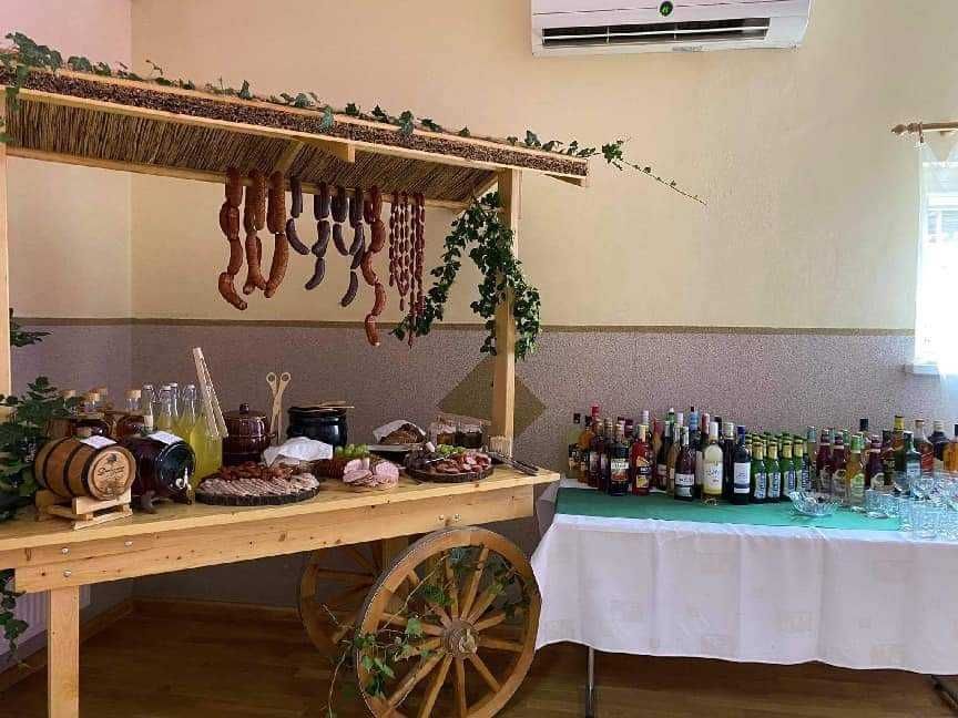 Stół  wiejski na imprezy