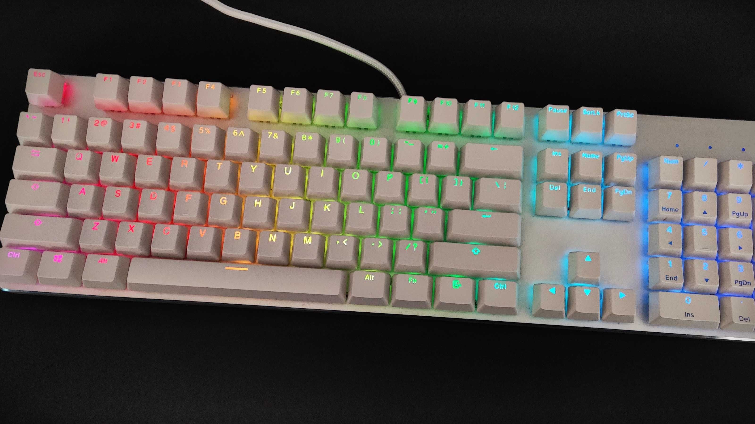 Klawiatura Glorious GMMK Full Size Gateron Brown Biała RGB