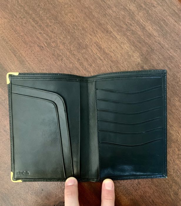 Carteiras e Porta-chaves de cabedal