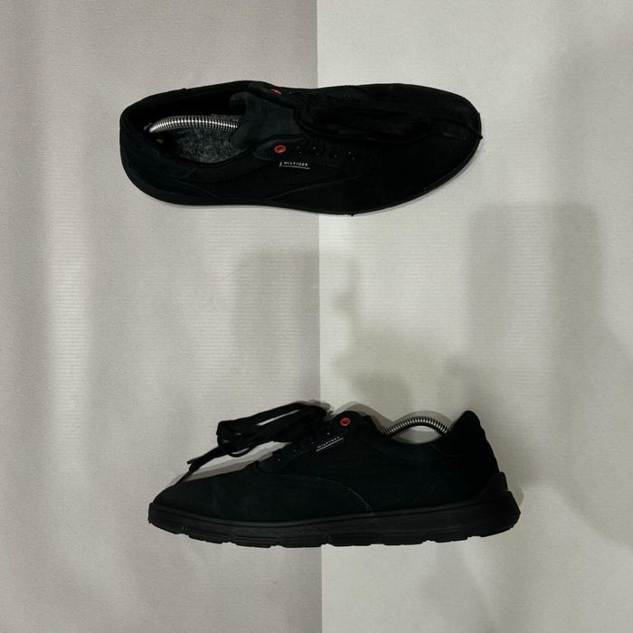 Кросівки Tommy Hilfiger Lightweight Mix Hybrid 44 розмір E321