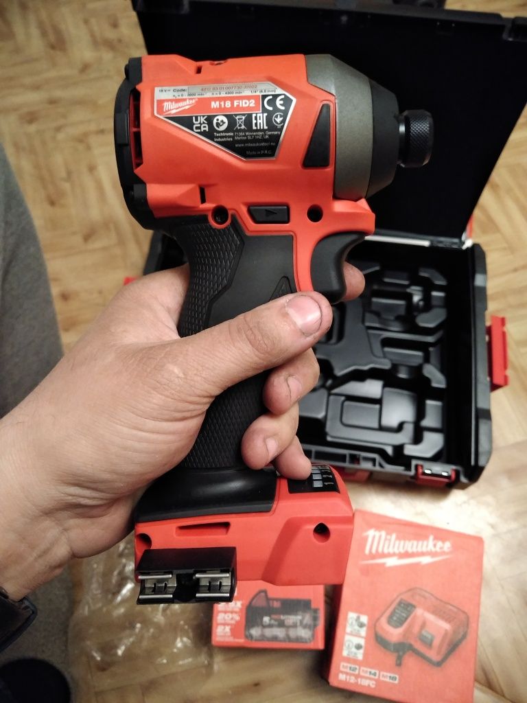 Milwaukee M18 FID2 - 502X