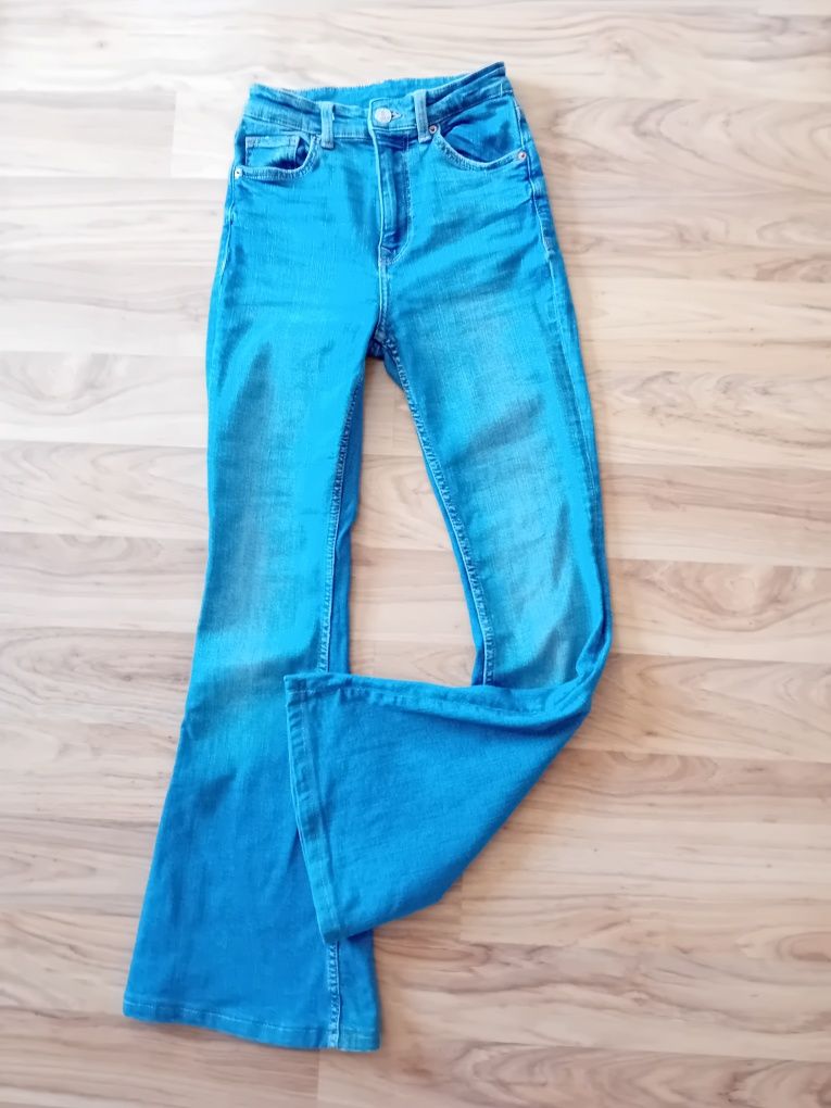 Spodnie jeansy dzwony Bershka XXS rozm. 32