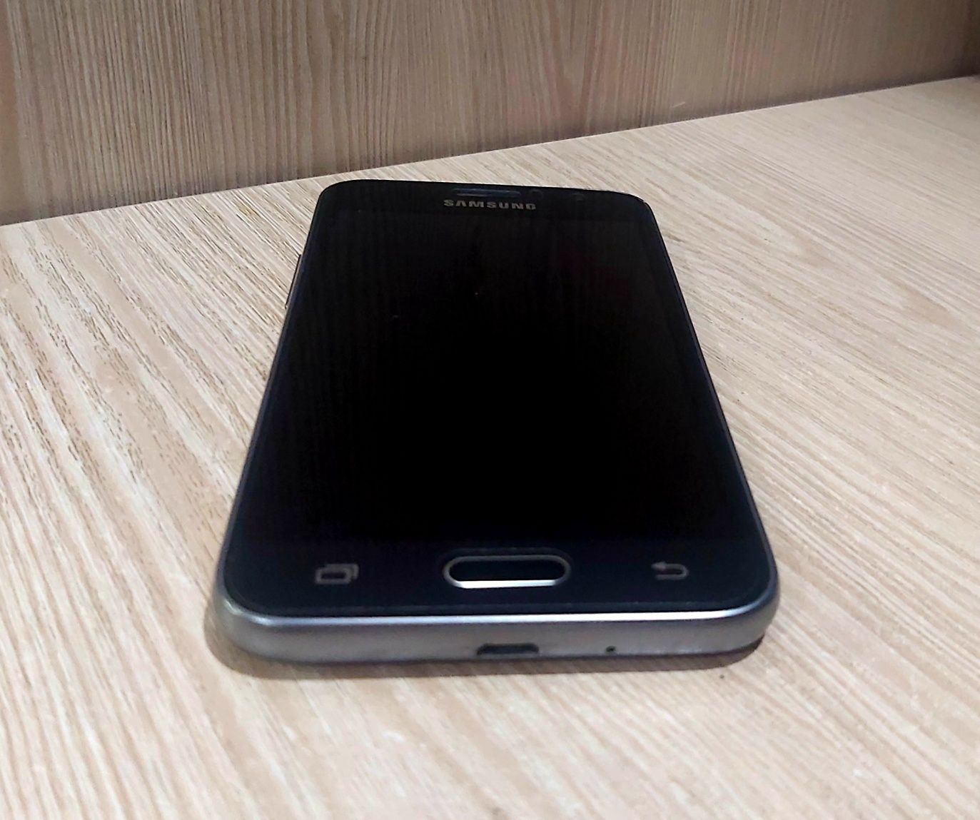 Samsung Galaxy J1 2Sim Отличное состояние!