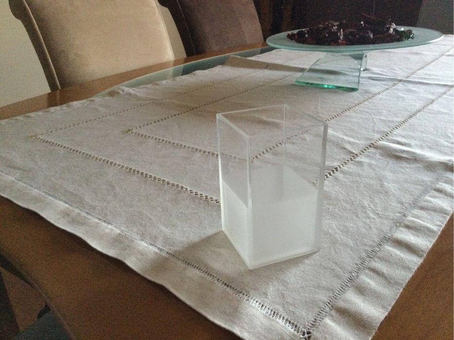 Suporte/ jarra em acrílico