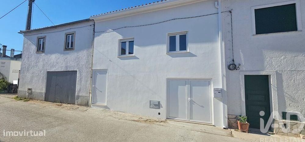 Casa de aldeia T4 em São Miguel, Santa Eufémia e Rabaçal de 225,00 m2
