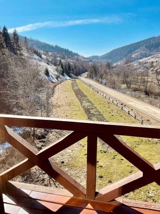 Оренда будинку готельного типу на 14 кімнат, с. Головецько