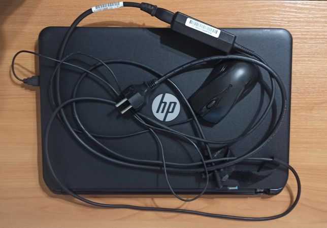 Ноутбук HP 250 G3 (J0Y21EA)