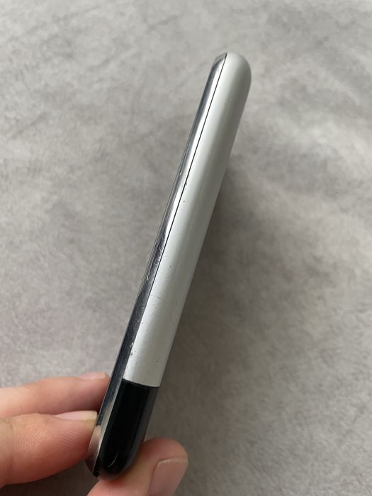 iPhone 2g 8gb. З коробокою і зарядкою! Колекційний раритет