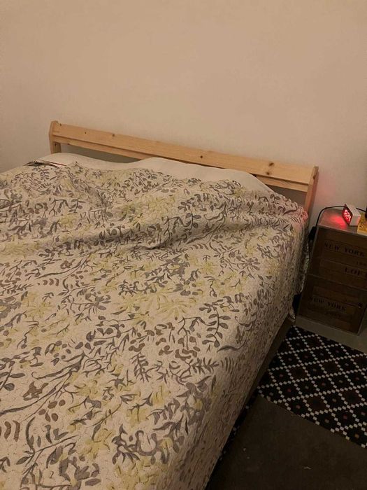 Cama IKEA neiden e colchão