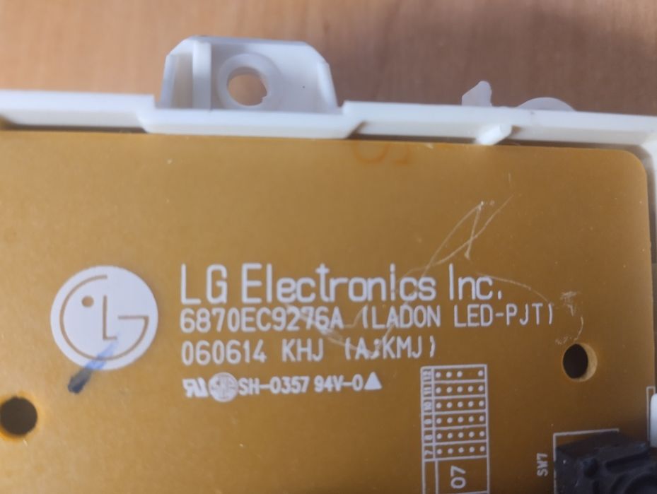 Модуль індикації для пральної машини LG 6870EC9276A 687ER2080А