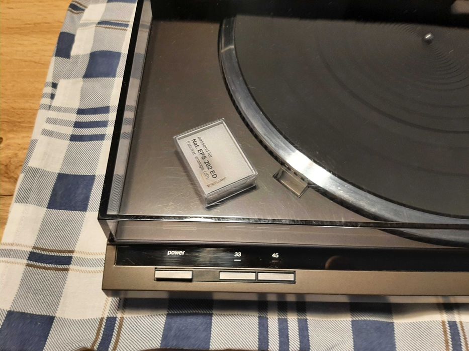 Technics  Quartz  Drive   Automatic Turntable System SL-QL1