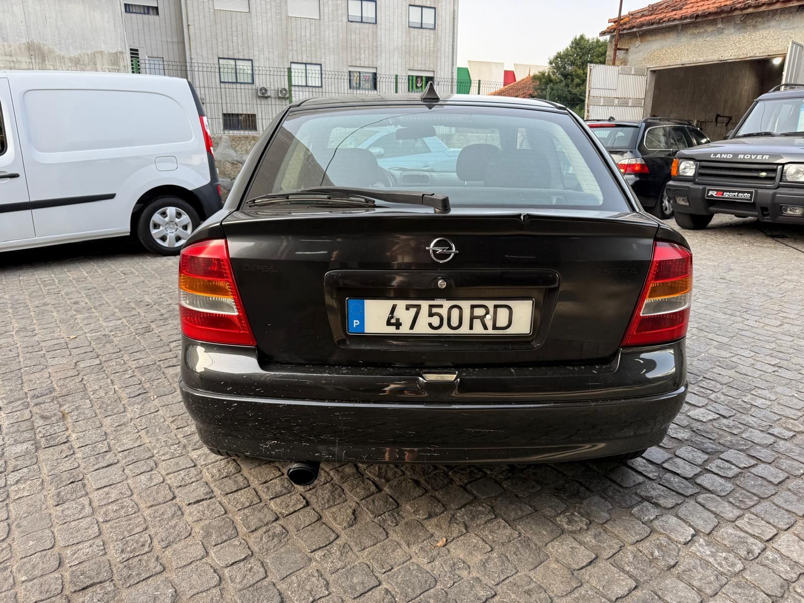 Opel Astra 1.4 Sport