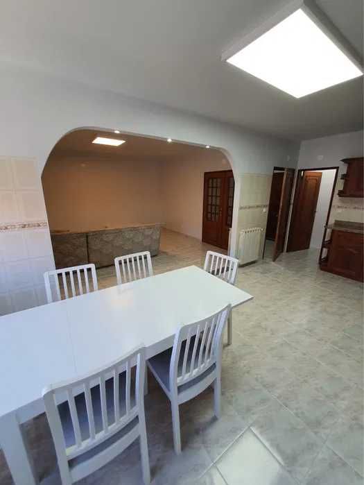 Apartamento T3 arrendar em Ourem