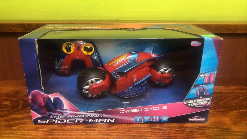 Samochód Cyber Cycle Spider Man