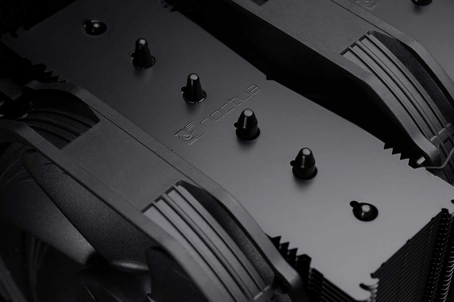 Chłodzenie CPU Noctua NH-D15 chromax.black prawie nowe 189 godz pracy
