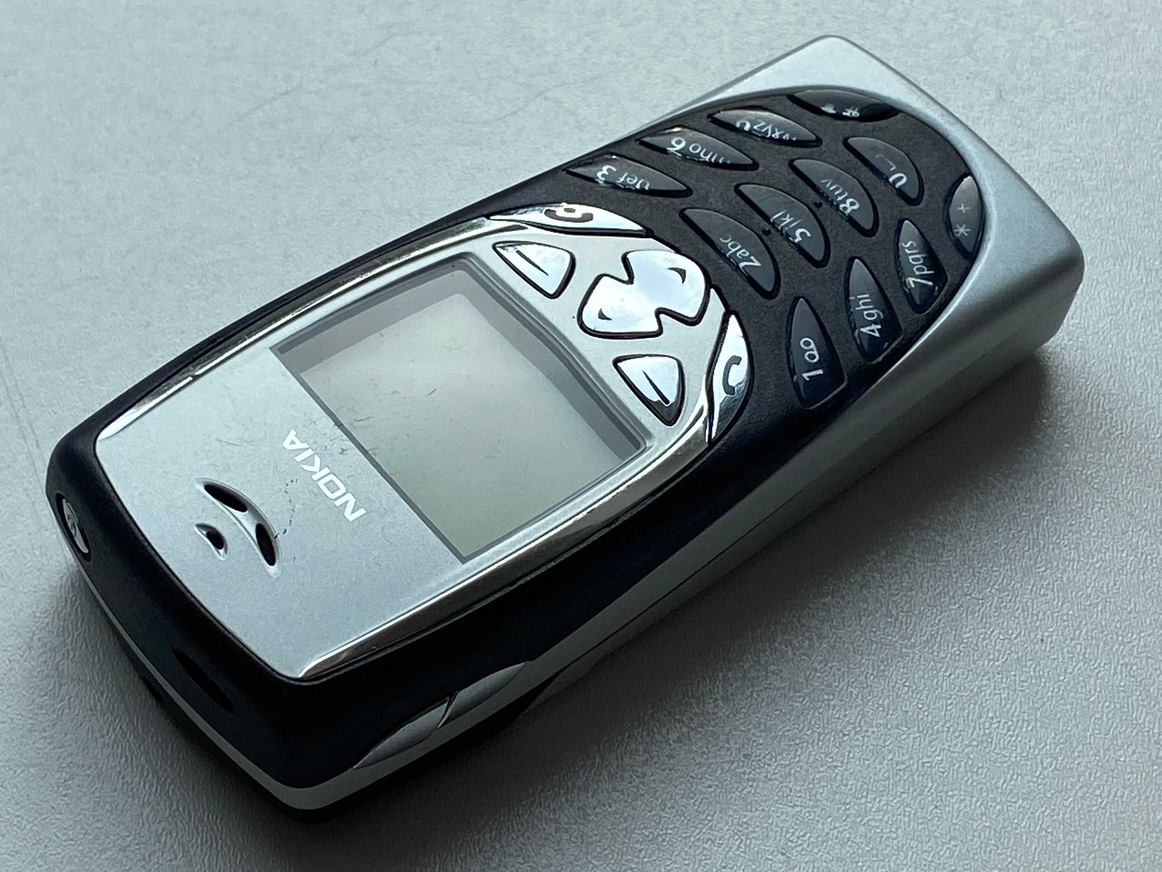 TELEFON NOKIA 8310 UNIKAT 100% SPRAWNY ORYGINAŁ okazja gwarancja !!