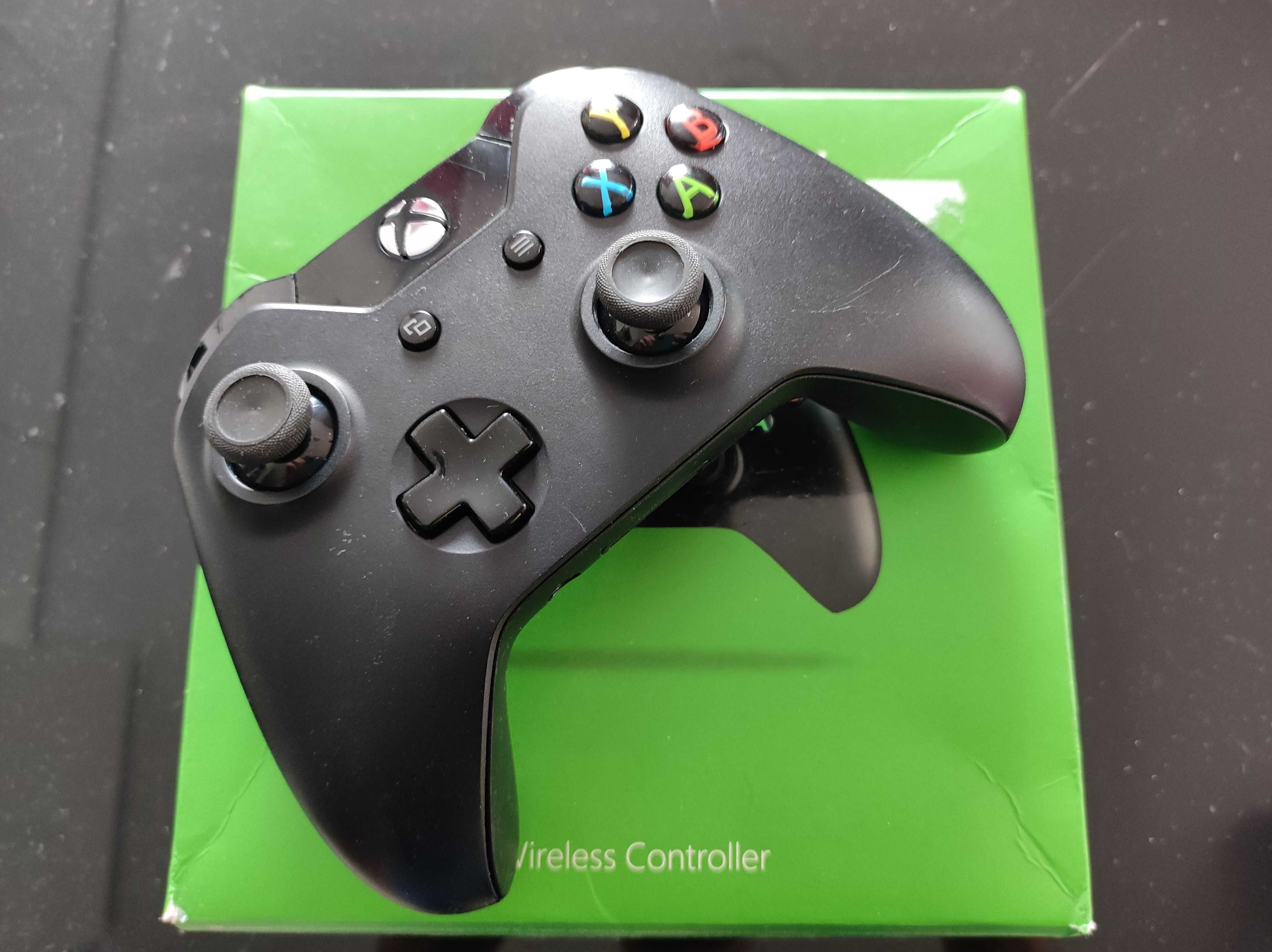 Pad kontroler do gry Xbox One czarny stan idealny pudełko