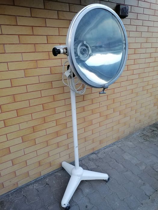 Stara lampa lekarska szpitalna