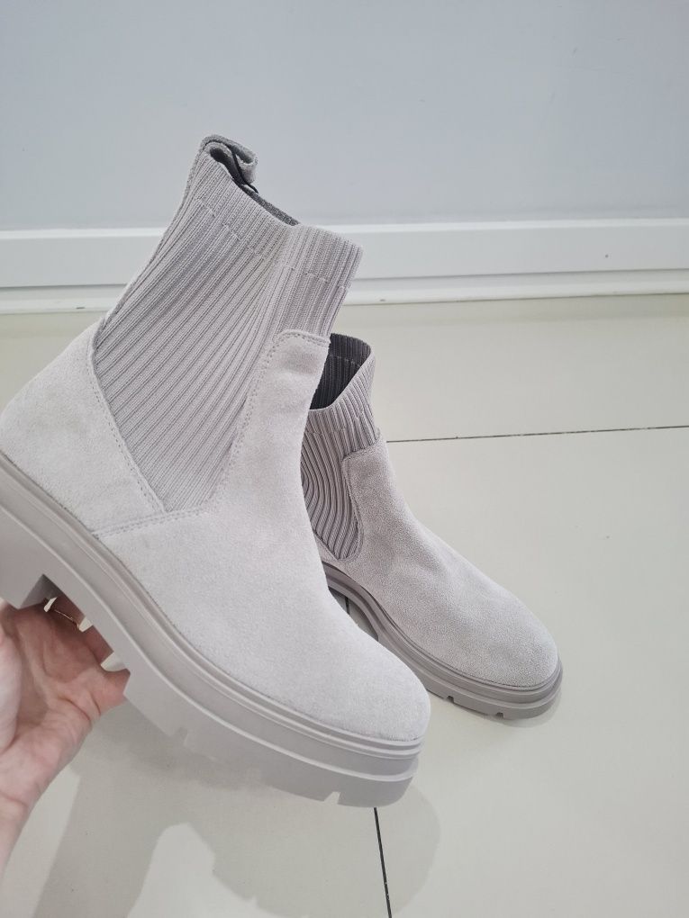 Jesienno zimowe botki buty Nowe reserved 38