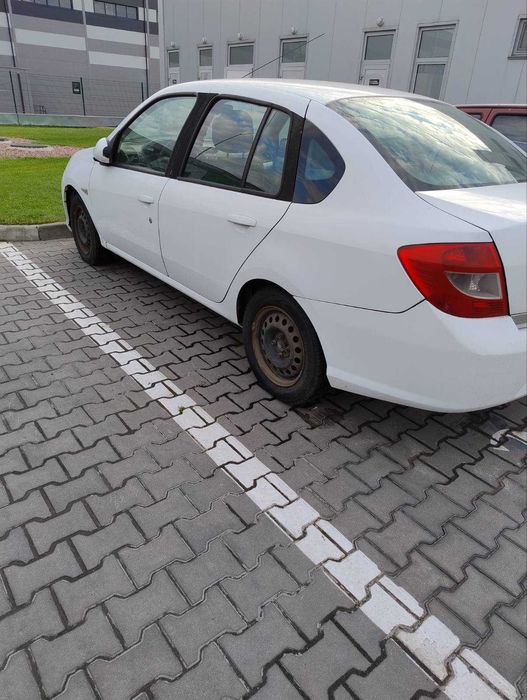 Renault  Logan (Symbol)