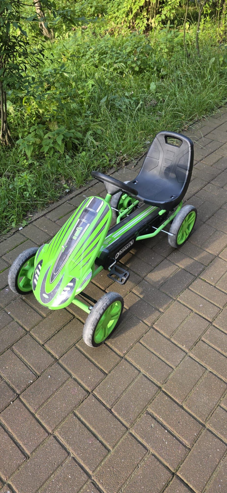Autko pojazd dla dzieci czterokołowy
