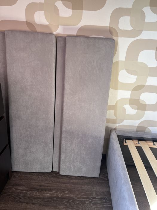 Ліжко двоспальне та ліжко односпальне