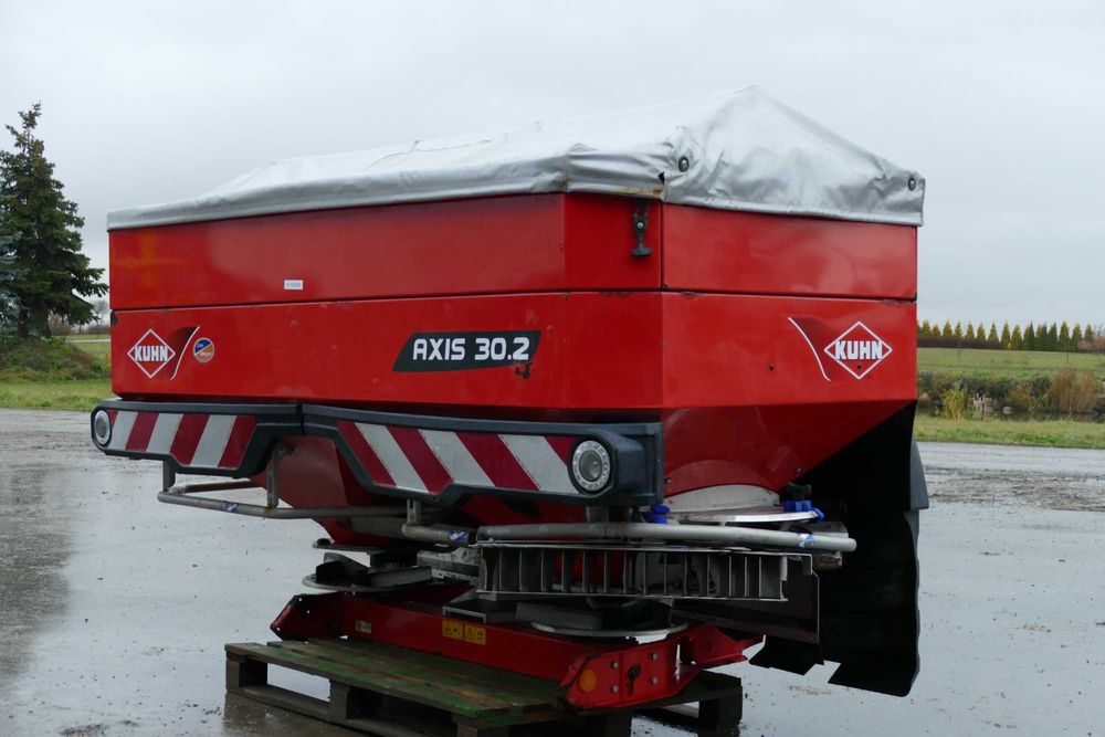 rozsiewacz nawozów kuhn axis 30.2