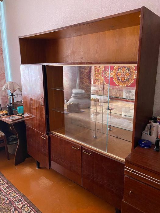 Шкаф-сервант лля спальни