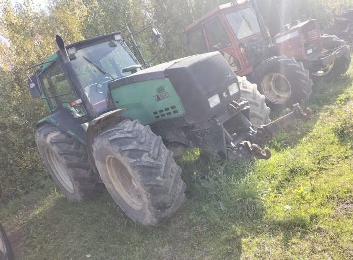 Valtra Valmet 8150 Do Sprowadzenia Tuz Francja
