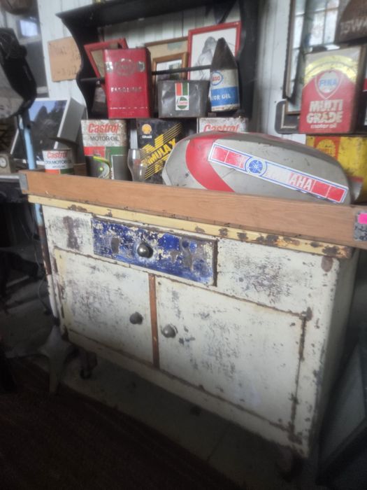 Movel chapa de antiga padaria