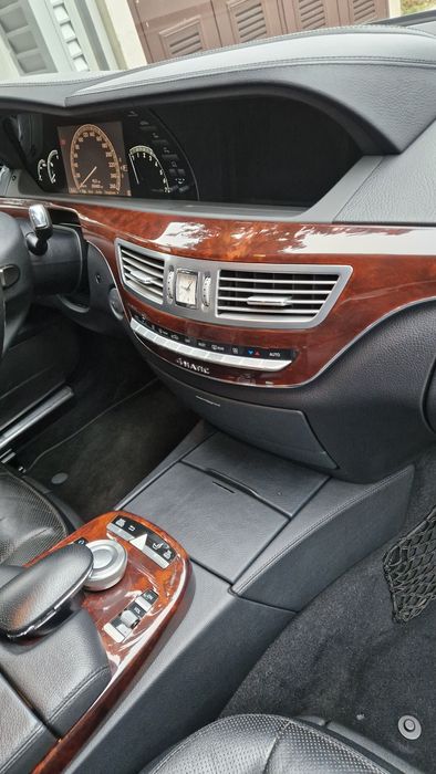 Mercedes w221 klasa S 550 4matic long LPG niezniszczony serwisowany