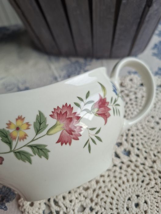 Wedgwood box hill соусник порцеляна Англія вінтаж