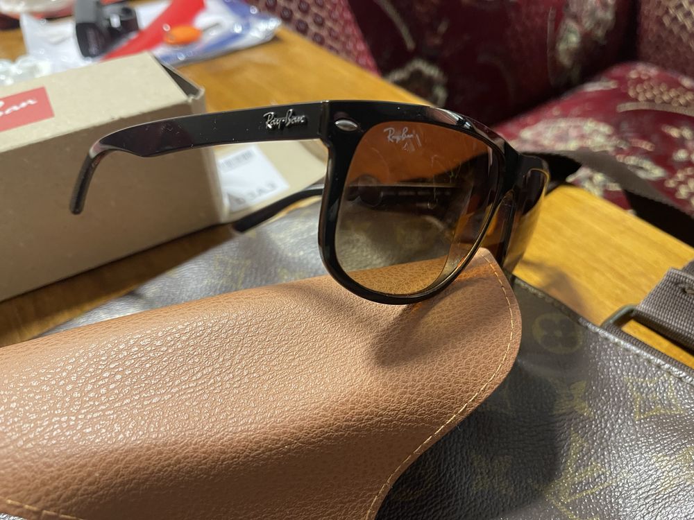 Ray Ban солнцезащитные очки,оригинал.