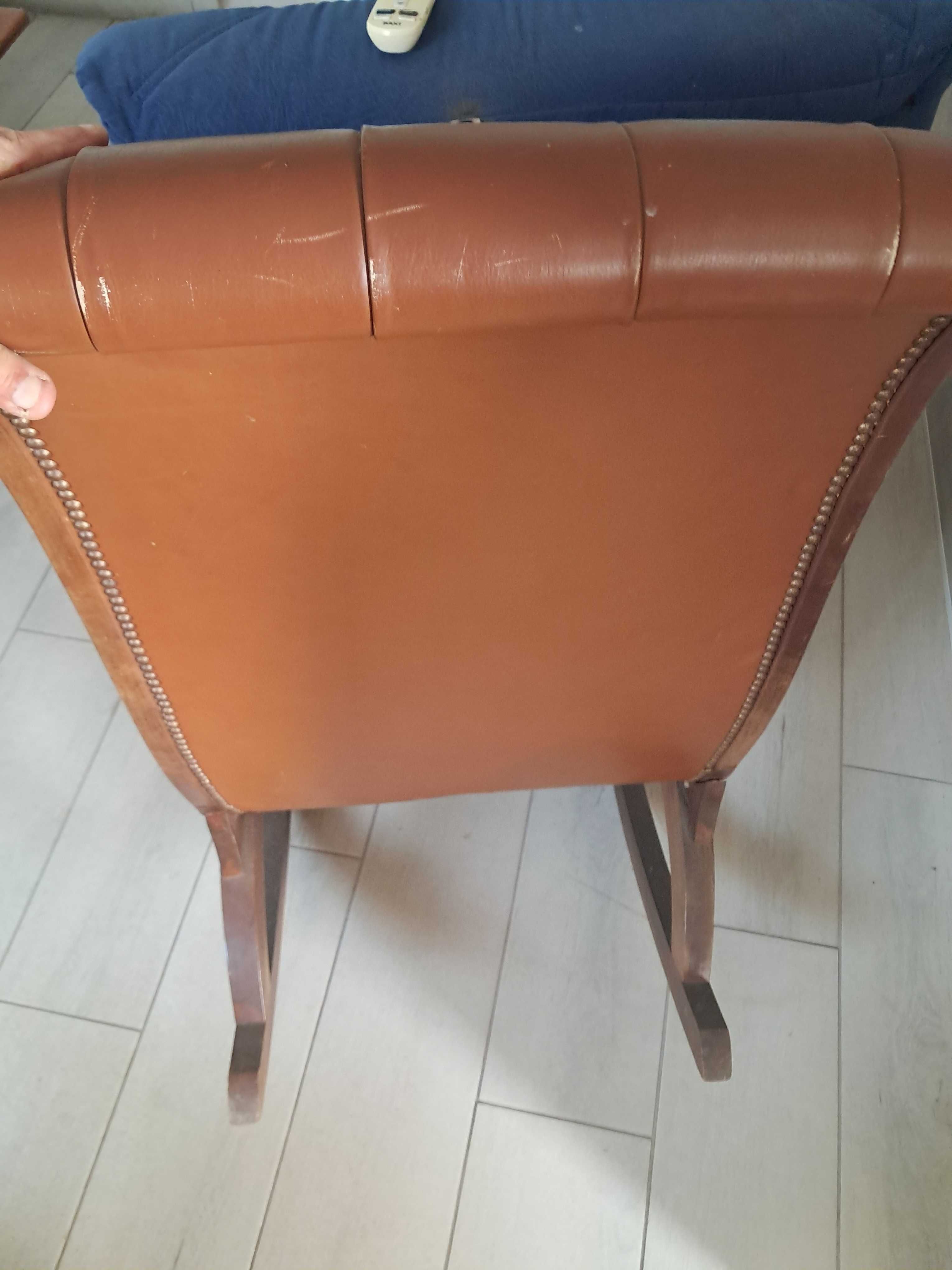 Cadeira de baloiço antiga