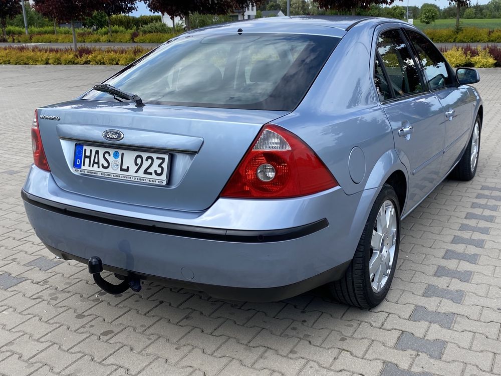 Ford Mondeo lift GHIA 2.0 benzyna 145KM, Xenon, skóry, 17" Zadbany 1wł
